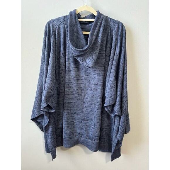 Athleta Techie Sweat Blissful Poncho Hoodie 3/4 Sleeves Pullover Blue Medium - Picture 6 of 10
